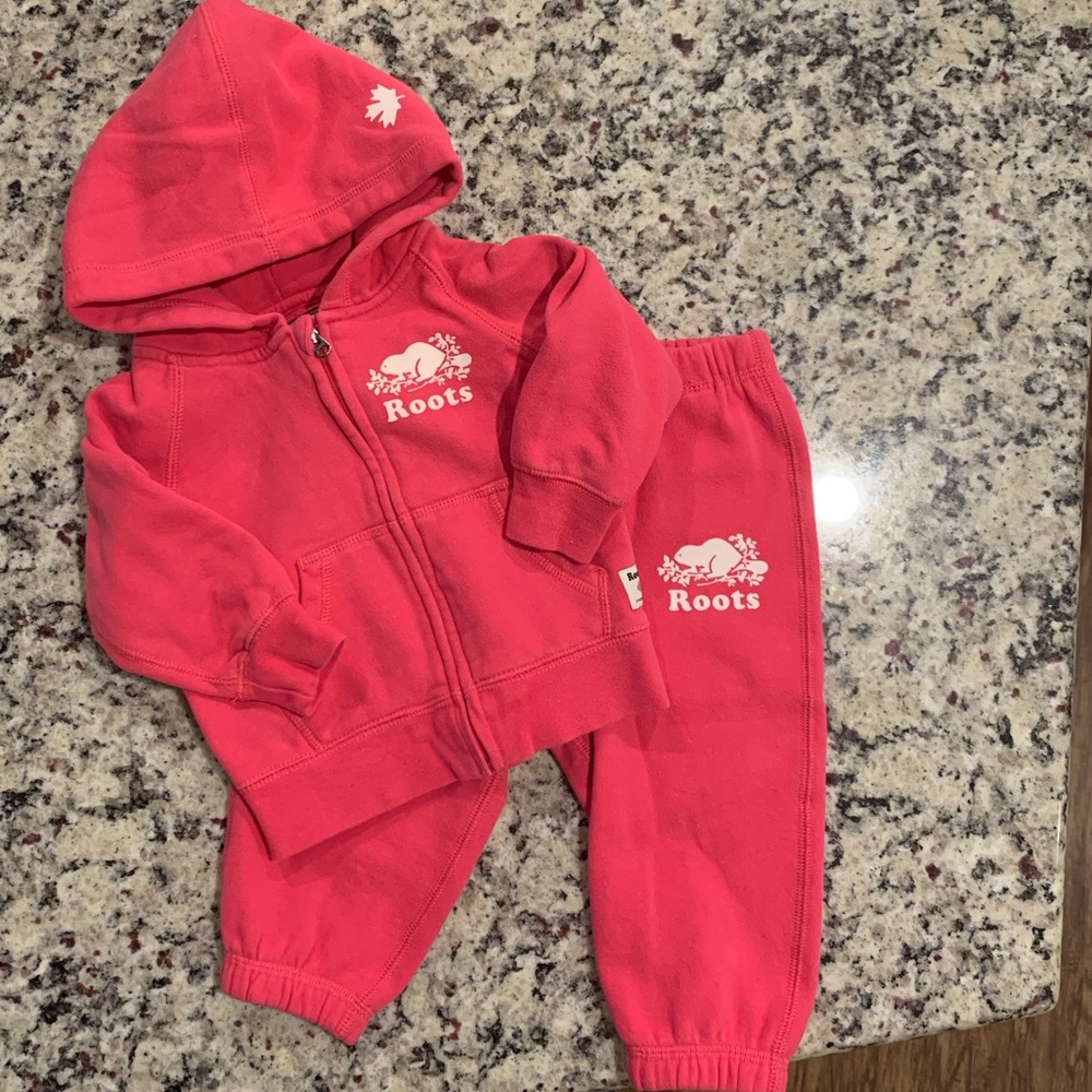 Roots hoody and Sweatpant set